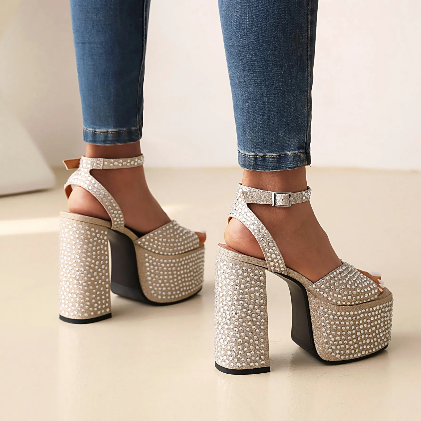 Bigsizeheels Sexy Ankle Strap Chunky Heel Platform Sandals-Apricot