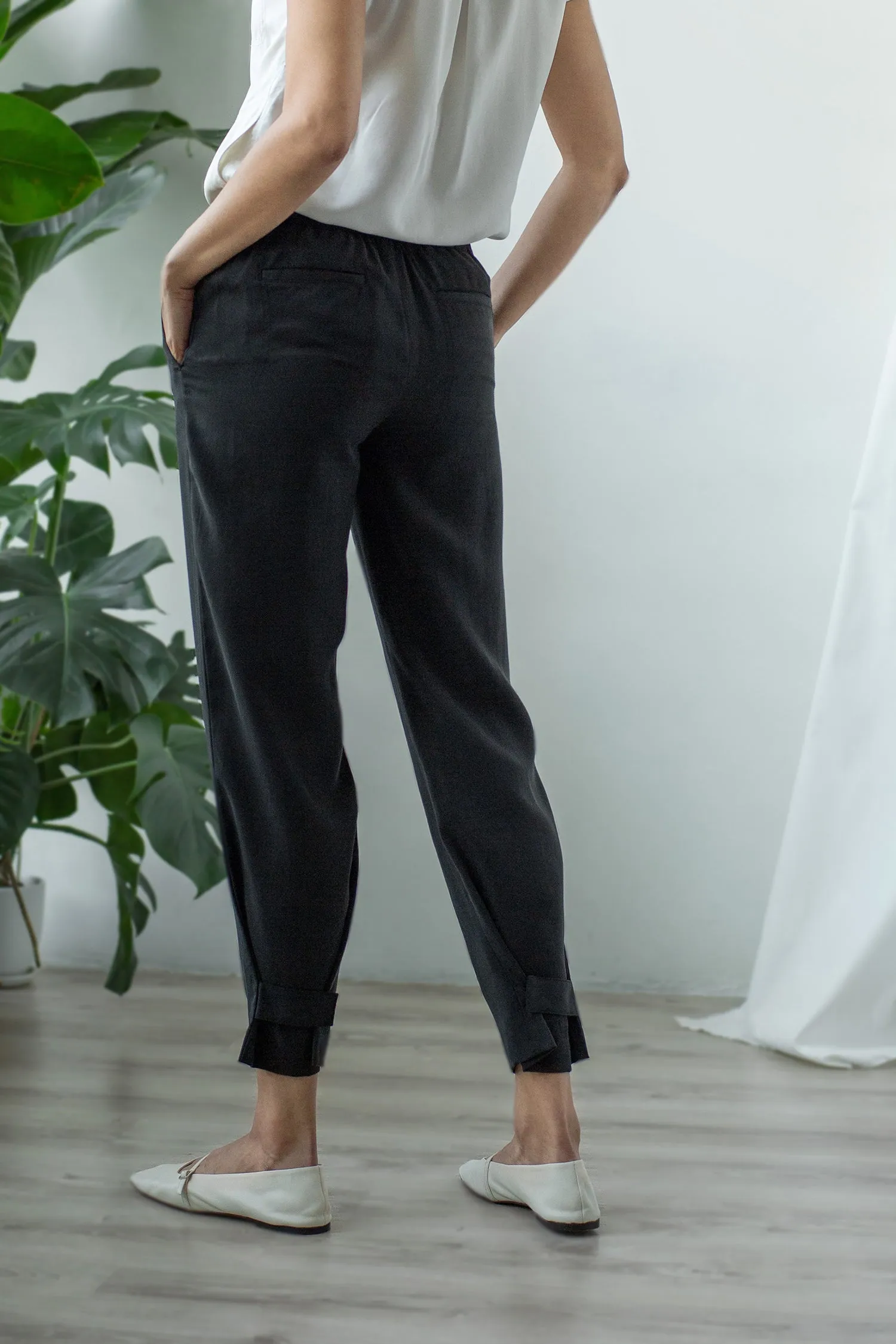 Convertible Crop Pant - Black