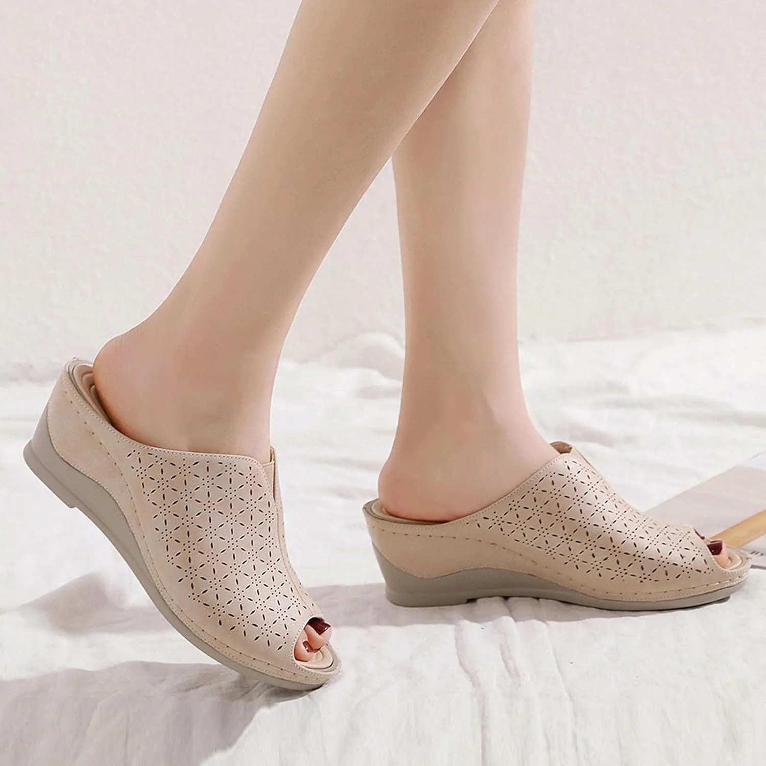 oiangi Wedge Slipper for Women Fashion Fish Mouth Open Toe Hollow Slip-on Platform Slippers Summer Comfortable Casual Outdoor Ladies Shoes Flip Flops