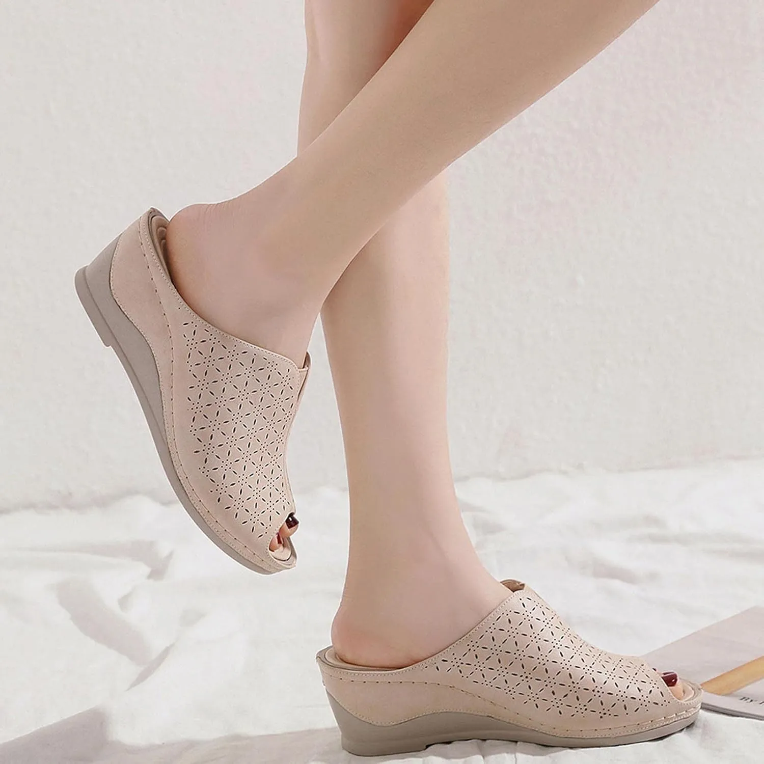 oiangi Wedge Slipper for Women Fashion Fish Mouth Open Toe Hollow Slip-on Platform Slippers Summer Comfortable Casual Outdoor Ladies Shoes Flip Flops