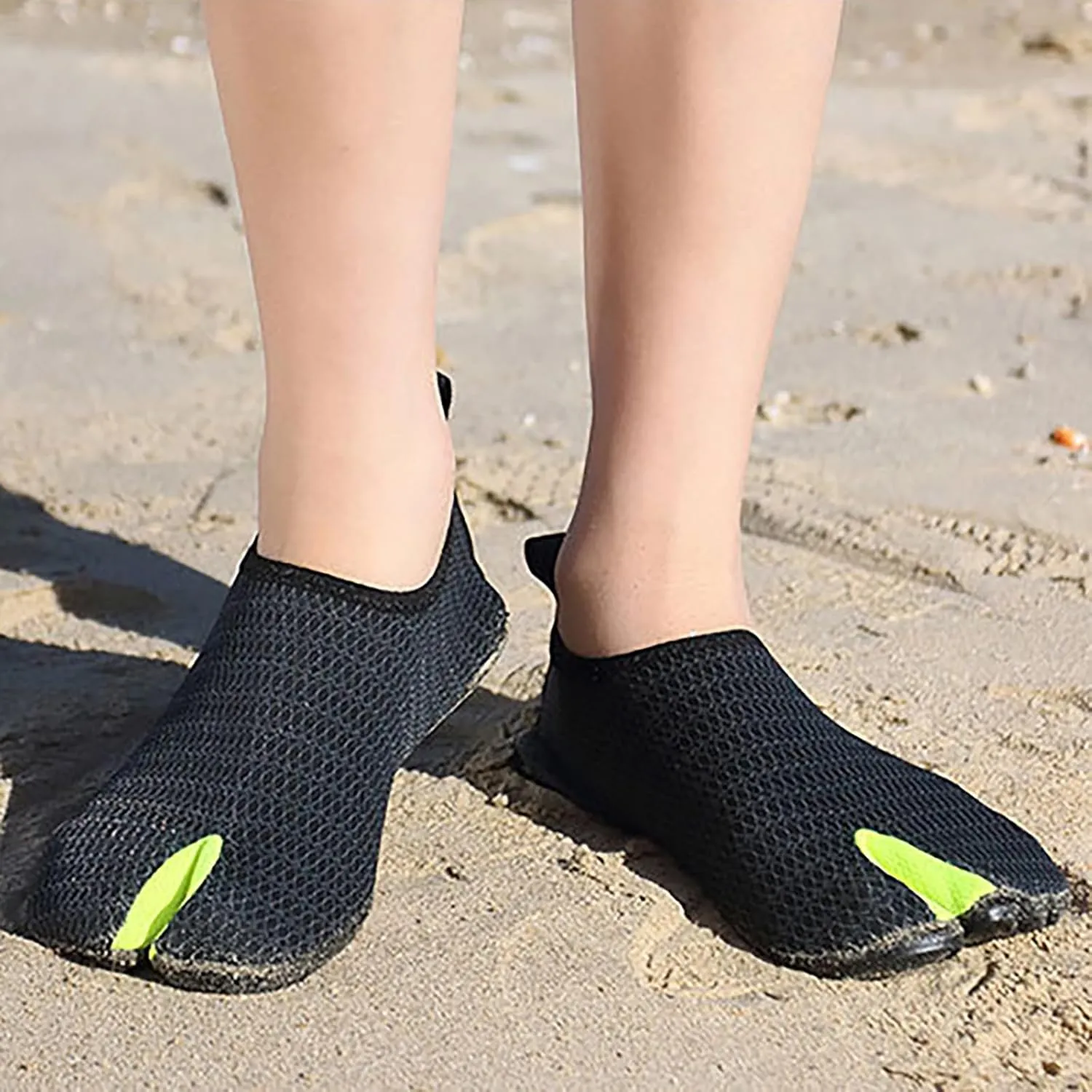 Quick Dry Barefoot Water Shoes Aqua Socks Non Slip Swim Surf Beach Yoga Camping Boating River Pool Sport Shoes Adults Spring Shoe for Women 2025